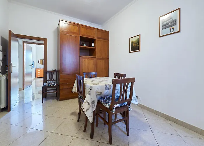 Close To The Spanish Steps, Wifi, Air Cond, 2 Bedrooms בית נופש *
